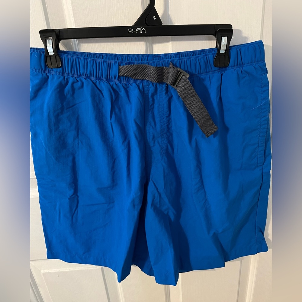 Colombia sportswear shorts, size small, color blue
